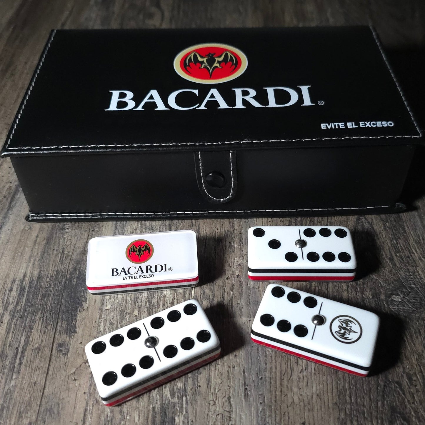Bacardi Domino Jumbo size White