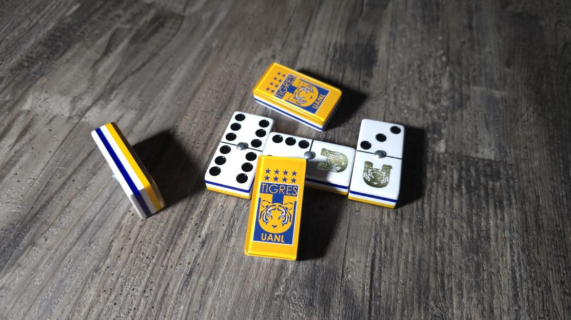 Tigres Domino Jumbo size