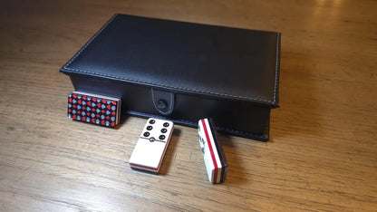 Deluxe Poker Red Domino Jumbo Size